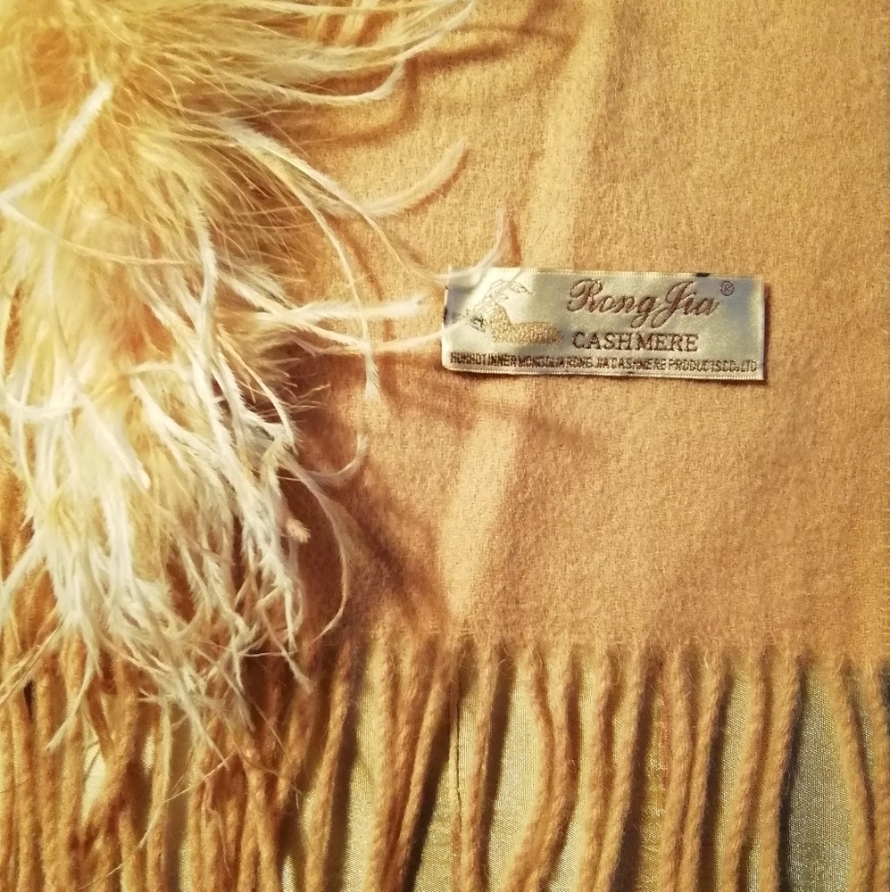 Rong Jia Cashmere scarf wrap with fridges